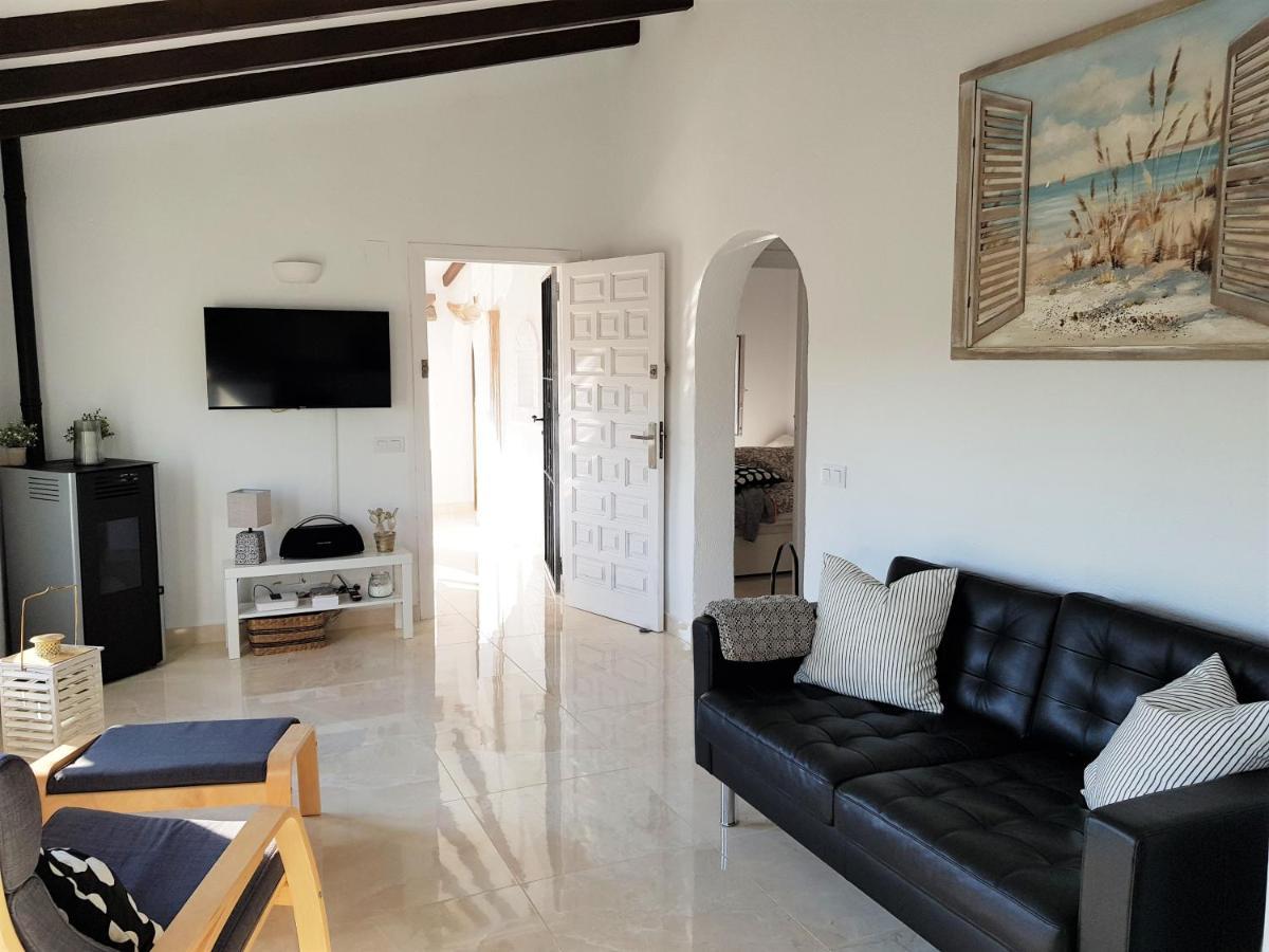 Neu Renovierte Villa Mit Privatem Pool Fusslaeufig Zum Meer Бениса Екстериор снимка