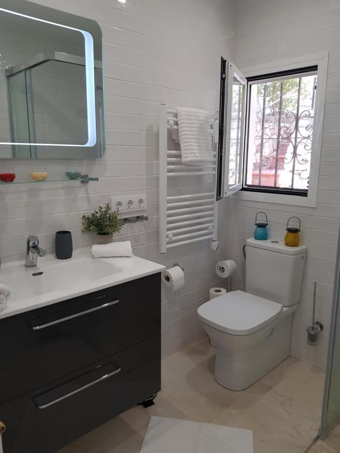 Neu Renovierte Villa Mit Privatem Pool Fusslaeufig Zum Meer Бениса Екстериор снимка