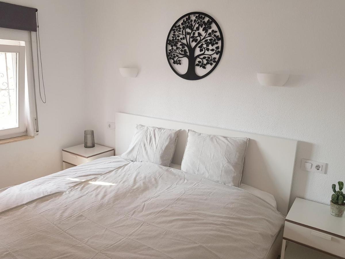 Neu Renovierte Villa Mit Privatem Pool Fusslaeufig Zum Meer Бениса Екстериор снимка